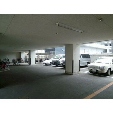 朝日プラザ久留米Ⅱの駐車場