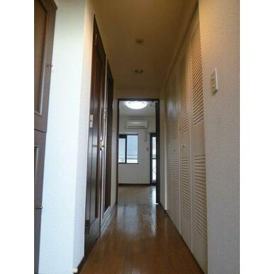 【玄関】 | 朝日プラザ久留米Ⅱ | シンプルで使いやすい玄関です