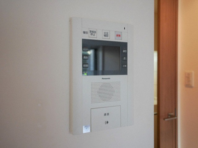 【セキュリティ】 | エスリード阿波座ノースプレイス | モニター付きインターホンです