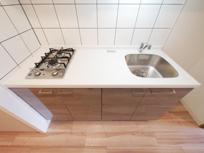 【キッチン】 | エスリード阿波座ノースプレイス | コンパクトなキッチンで掃除もラクラク