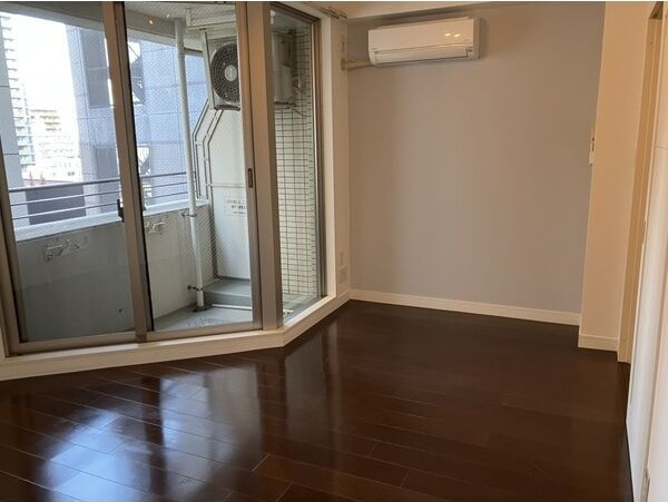 GRANDUKE代官町の内装