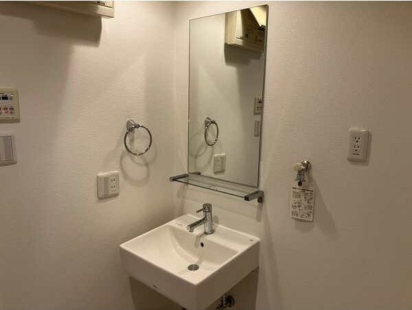 GRANDUKE代官町の洗面所