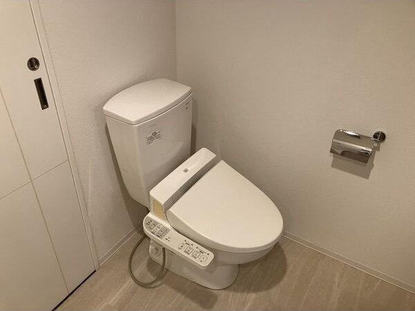 GRANDUKE代官町のトイレ