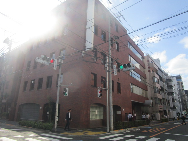 文京区湯島２丁目のビル