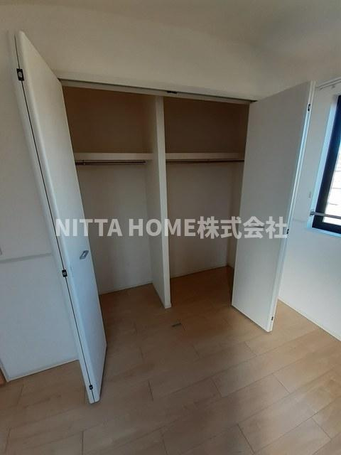 レジデンス愛Ａの収納|全居室収納スペース付きです★
