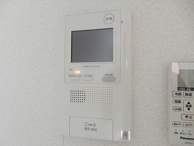 【セキュリティ】 | エスリード中之島SOUTH | モニター付きインターホンです