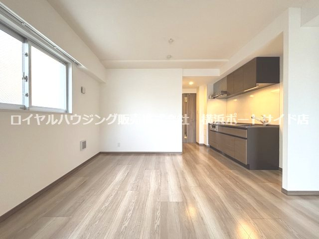 【居間・リビング】