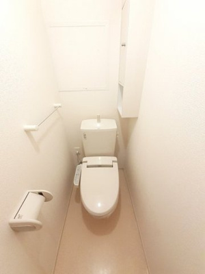 【トイレ】 | サニー・ハイフラット | シンプルで使いやすいトイレです