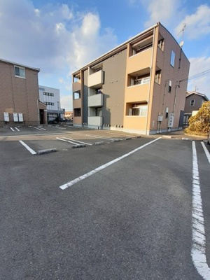 【駐車場】 | サニー・ハイフラット | 駐車場があります