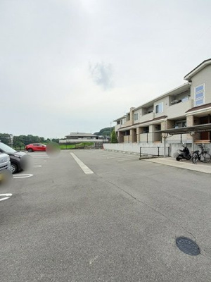 【駐車場】 | メゾン・サンリット | カースペースがあります