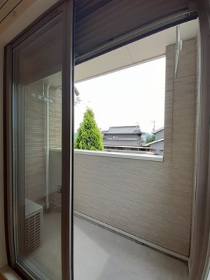 【バルコニー】 | メゾン・サンリット | バルコニーがあります