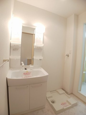 【洗面所】 | ベルミニヨン | コンパクトで使いやすい洗面所