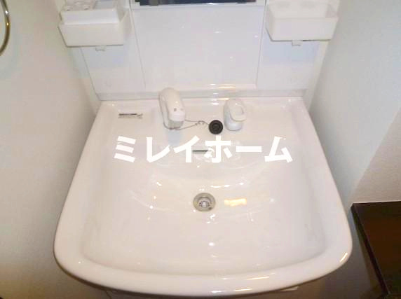 アルテシモ　アソラの独立洗面台