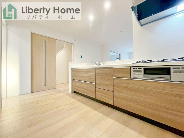 守谷市薬師台7丁目　新築戸建　B号棟のキッチン