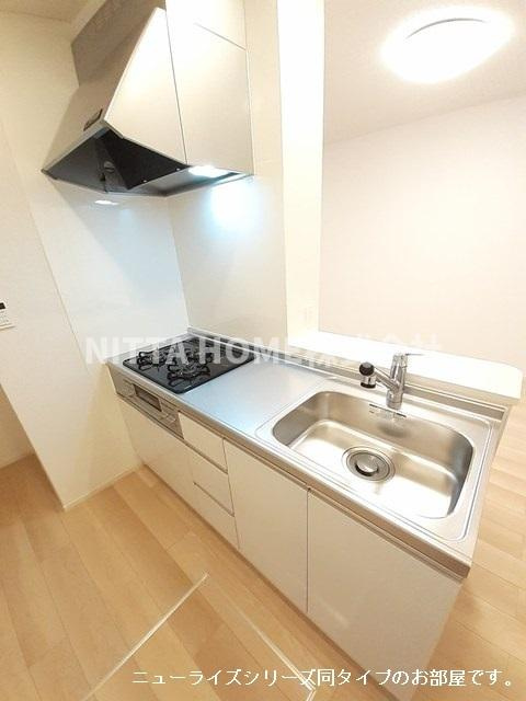 モルゲン・チェーロのキッチン|【完成イメージ】開放的なカウンターキッチンは３口コンロになります◎