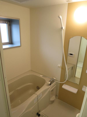 【浴室】 | サンパーク板付 | 清潔感のある浴室です！