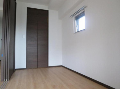 【寝室】 | サンパーク板付 | 寝室です。