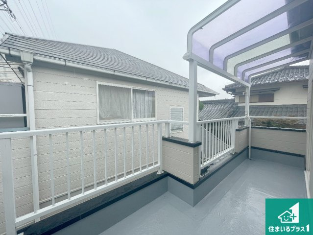 宝塚市今里町　中古一戸建てのバルコニー|日当たりのよいバルコニー！お部屋が開放的に！