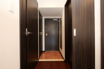 【玄関】 | プレジオ九条 | きれいな玄関です