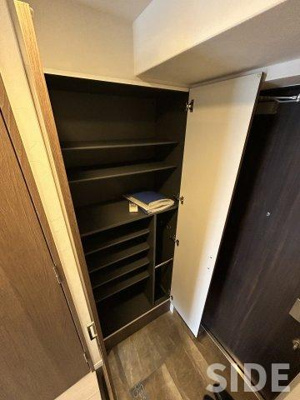 【玄関】 | レシオス大阪城公園