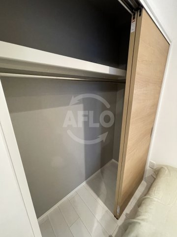 シーズンフラッツ靭本町の収納|シーズンフラッツ靭本町　クローゼット