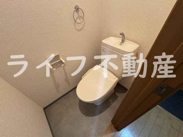 エーデルハイムAのトイレ|コンパクトで使いやすいトイレです