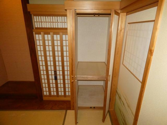 柏西６－１４テラスハウスの収納