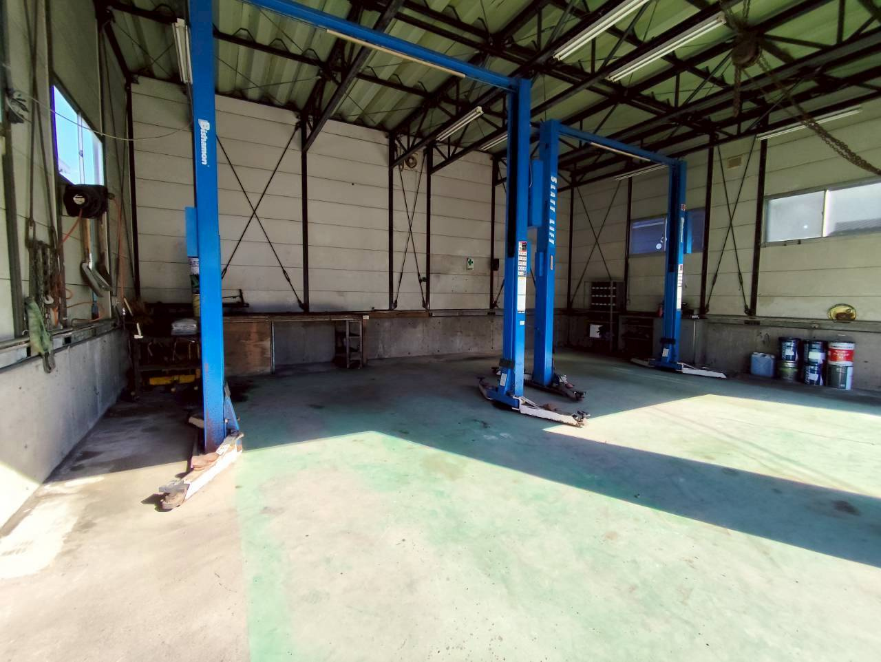 星が浦北1-1-23貸事務所付工場の駐車場