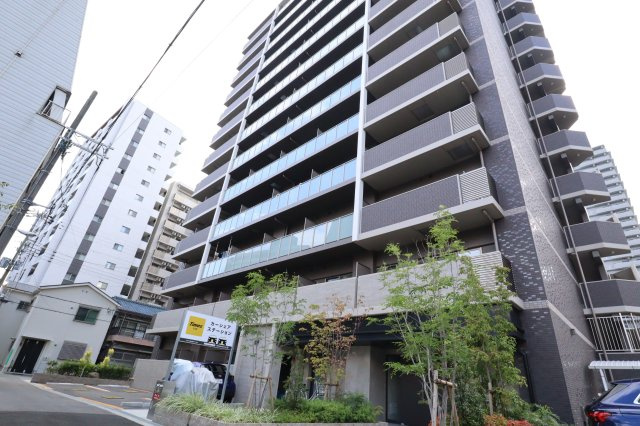 ジョワイユ新大阪の外観