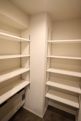 ジョワイユ新大阪の収納