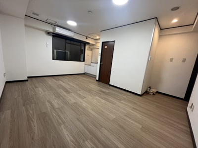 【居間・リビング】 | 目黒ビジネスマンション303号室