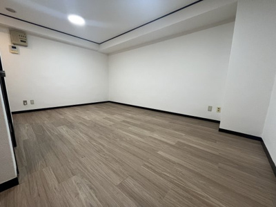 【居間・リビング】 | 目黒ビジネスマンション303号室