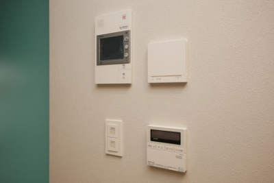 【セキュリティ】 | アーバネックス本町Ⅱ | モニター付きインターホンです