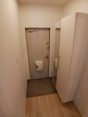 グレース・カーサ　２番館　Ａの玄関