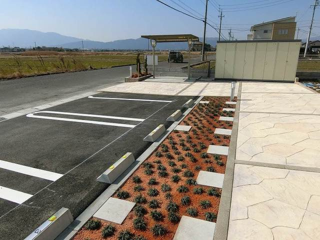 アンジーハウスⅠの駐車場