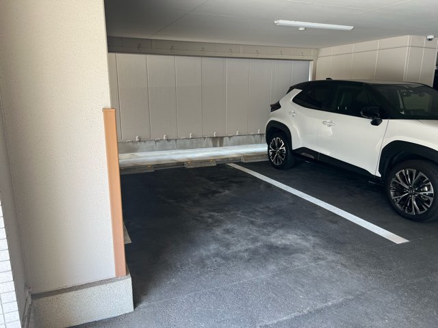 パラストＫＳの駐車場