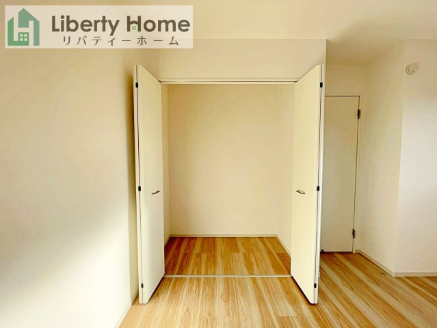 守谷市松ケ丘5期　新築戸建　2号棟の収納