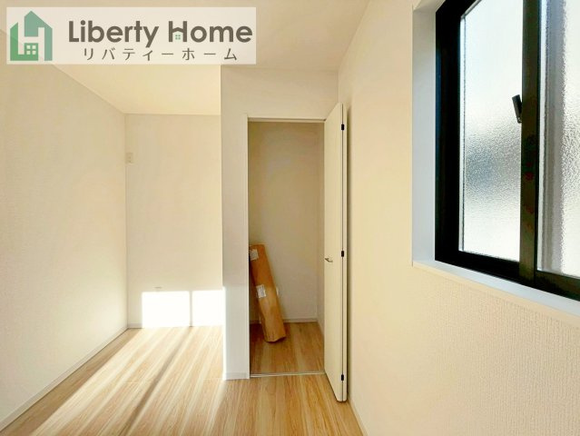 守谷市松ケ丘5期　新築戸建　2号棟の収納