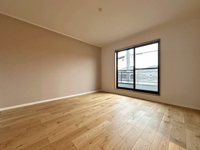 青葉区上愛子字街道　デザインリフォーム住宅♪の洋室