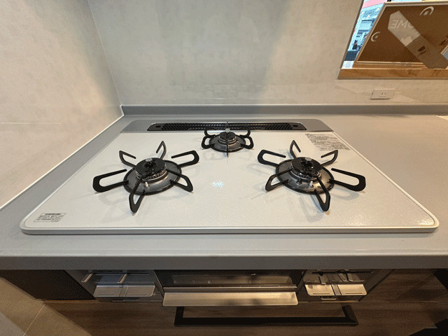 青葉区上愛子字街道　デザインリフォーム住宅♪のキッチン