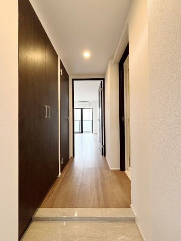 CREALpremier西馬込の玄関