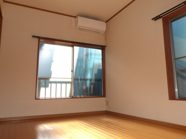 コーポアラカワの居間・リビング