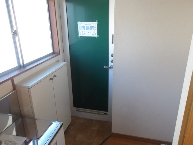 コーポアラカワの玄関