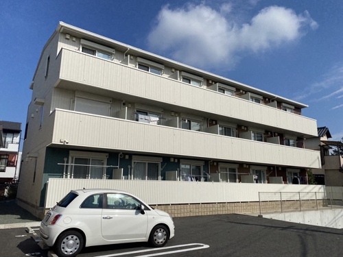 熊本市中央区黒髪３丁目のアパートの外観