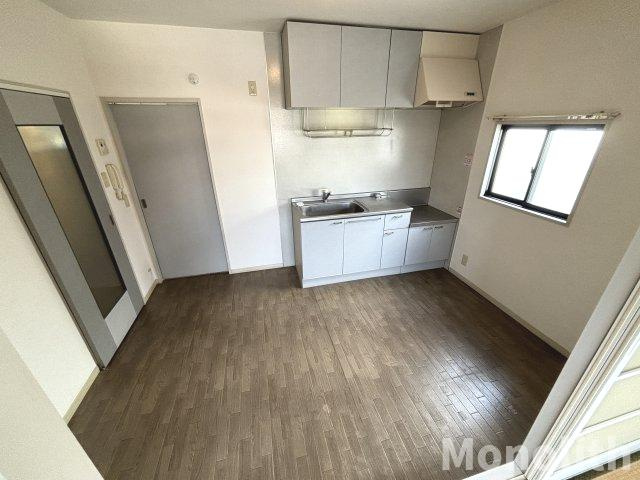 ラフォーレJ・N・Ⅰの居間・リビング