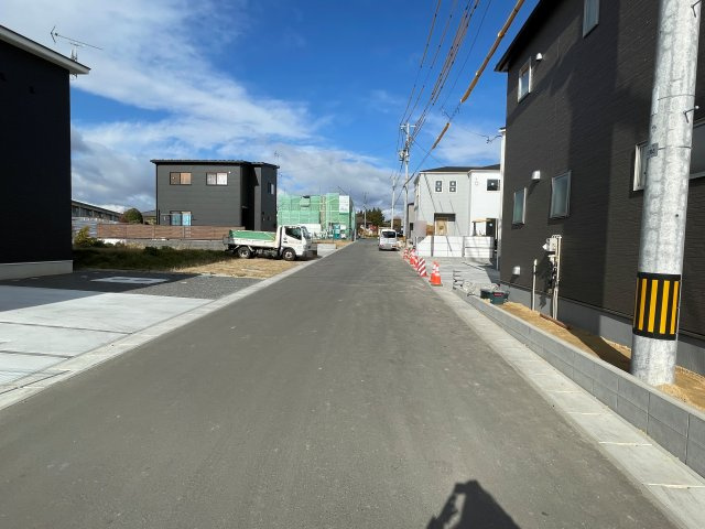 新築戸建・新築建売　須賀川市森宿字安積田【長期優良住宅】西袋一小・西袋中の前面道路含む現地写真