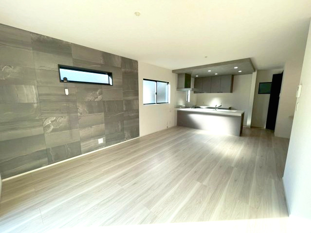 マ・メゾン　佐伯区海老園3丁目　№102の前面道路含む現地写真|1月27日の現地写真