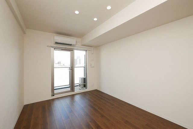 MELDIA CREST NAMBA SOL TERRACE　の居間・リビング