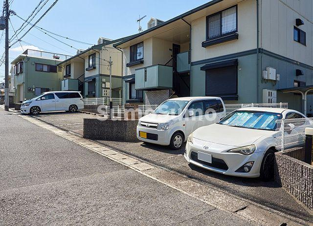 コーポラスおおたにの駐車場|駐車場に車を止められます