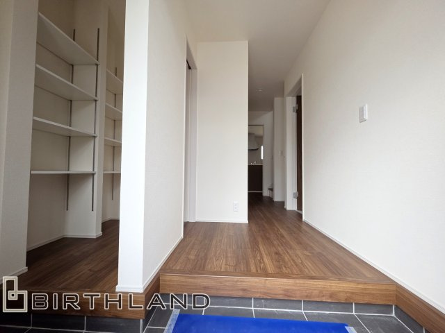 新築戸建・新築建売　須賀川市森宿字安積田【長期優良住宅】西袋一小・西袋中の玄関